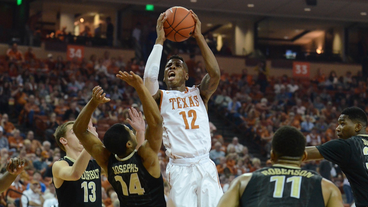 Longhorns take down Vanderbilt with tough defense